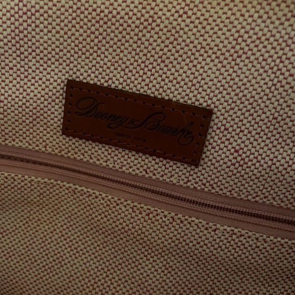 Dooney & Bourke - Picture 4 of 5